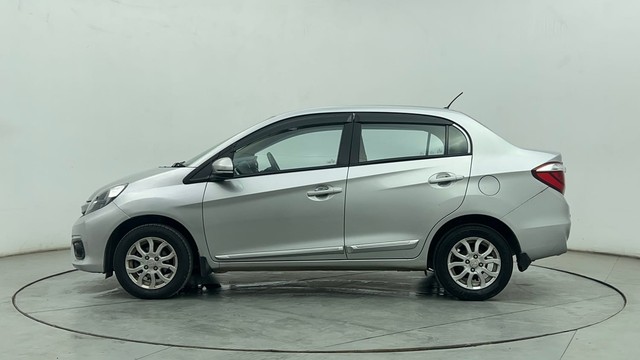 Second-hand 2017 Honda Amaze VX CVT i-VTEC for sale in Chennai-6