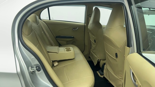 Second-hand 2017 Honda Amaze VX CVT i-VTEC for sale in Chennai-24