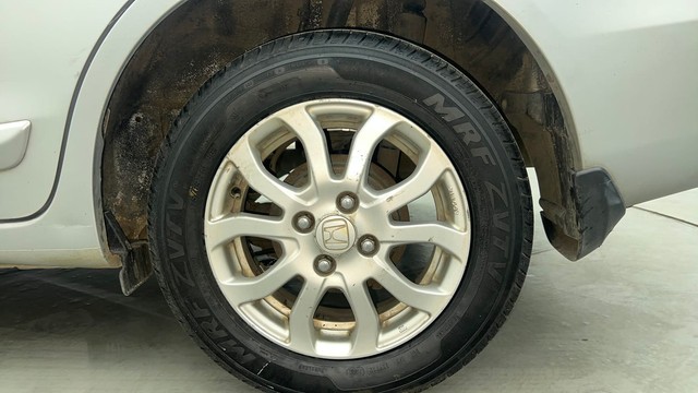 Second-hand 2017 Honda Amaze VX CVT i-VTEC for sale in Chennai-19