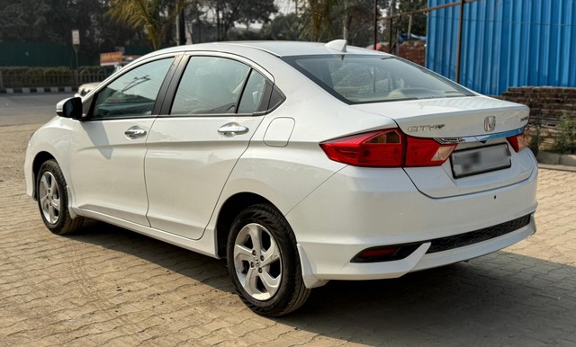 Second-hand 2017 Honda City i VTEC V for sale in Dehradun-3