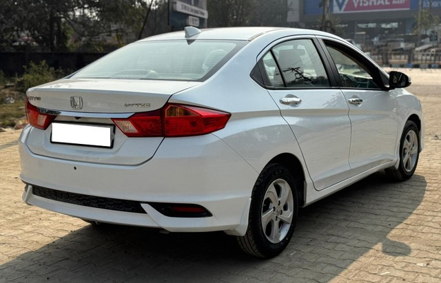 Second-hand 2017 Honda City i VTEC V for sale in Dehradun-8