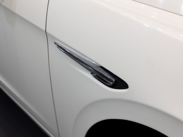 Second-hand 2016 Bentley Flying Spur V8 for sale in Kolkata-13