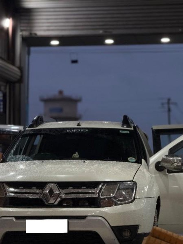 Second-hand 2017 Renault Duster 110PS Diesel RxZ for sale in Raichur-1