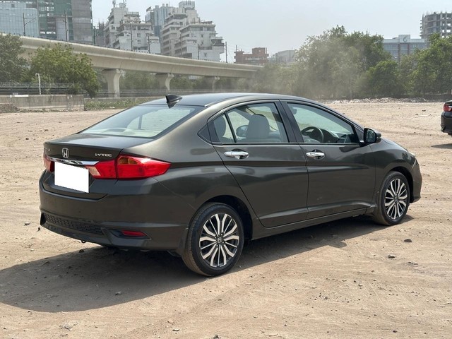 Second-hand 2017 Honda City i VTEC VX for sale in New Delhi-11