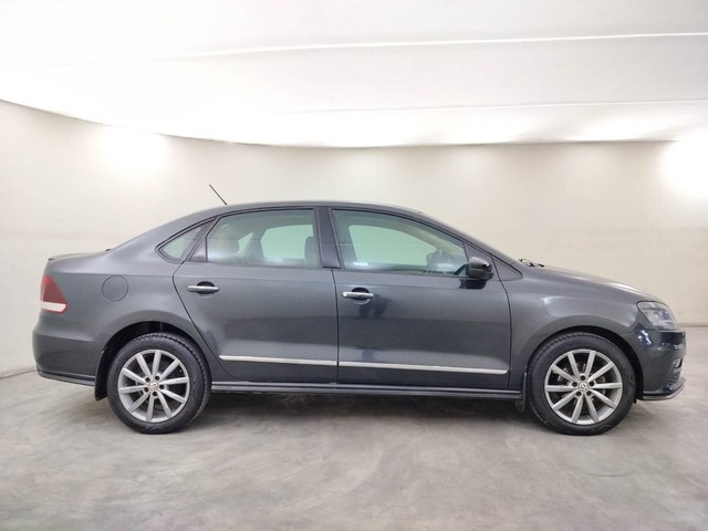 Second-hand 2021 Volkswagen Vento 1.0 TSI Highline Plus AT for sale in Coimbatore-2