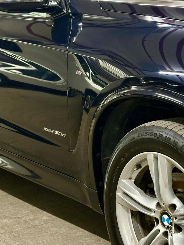 Second-hand 2017 BMW X5 xDrive 30d M Sport for sale in Mumbai-12