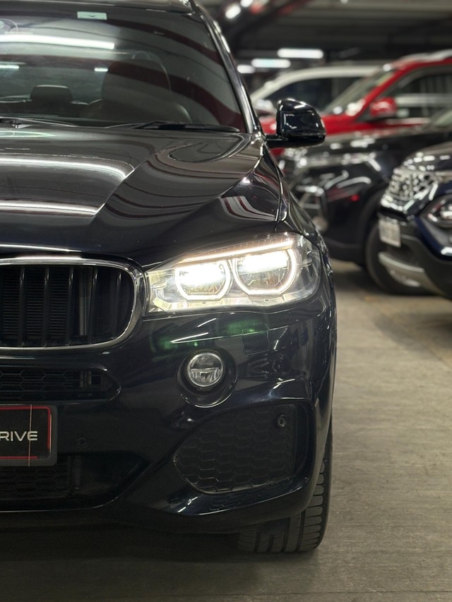 Second-hand 2017 BMW X5 xDrive 30d M Sport for sale in Mumbai-8