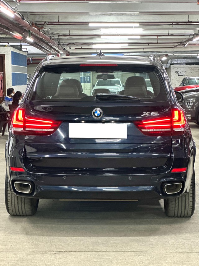 Second-hand 2017 BMW X5 xDrive 30d M Sport for sale in Mumbai-23