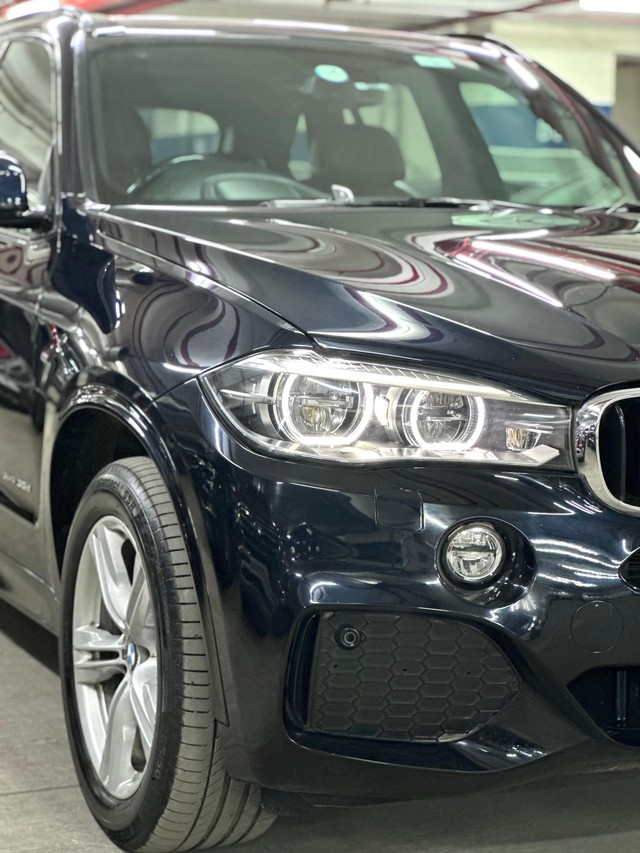 Second-hand 2017 BMW X5 xDrive 30d M Sport for sale in Mumbai-6
