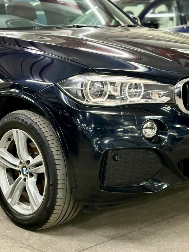 Second-hand 2017 BMW X5 xDrive 30d M Sport for sale in Mumbai-11