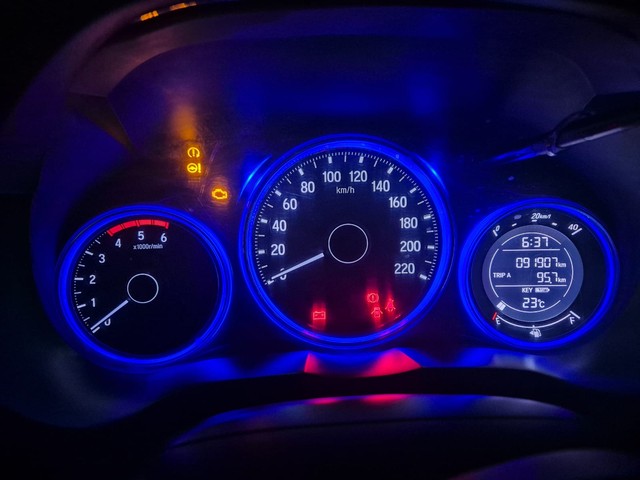 Second-hand 2016 Honda City i DTec VX for sale in Jaipur-6