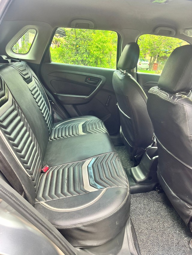 Second-hand 2018 Maruti Suzuki Vitara Brezza VDi for sale in Nashik-6