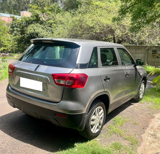 Second-hand 2018 Maruti Suzuki Vitara Brezza VDi for sale in Nashik-7