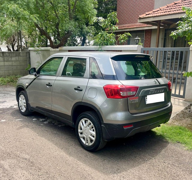 Second-hand 2018 Maruti Suzuki Vitara Brezza VDi for sale in Nashik-2