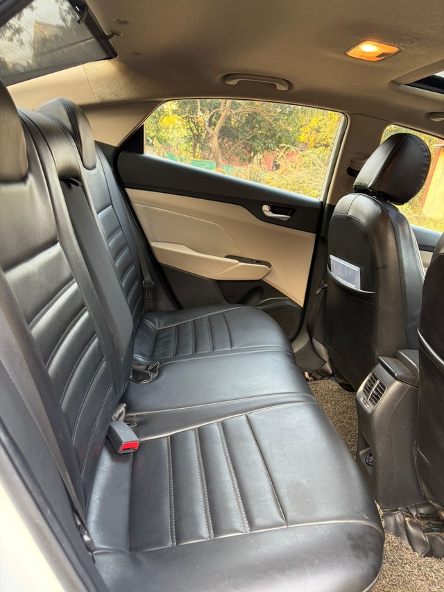 Second-hand 2018 Hyundai Verna CRDi 1.6 AT SX Plus for sale in Nashik-5