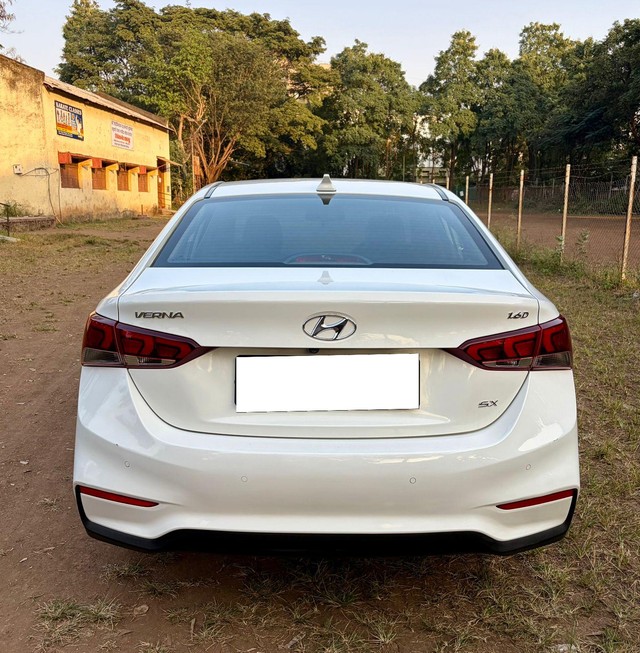 Second-hand 2018 Hyundai Verna CRDi 1.6 AT SX Plus for sale in Nashik-1