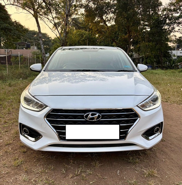 Second-hand 2018 Hyundai Verna CRDi 1.6 AT SX Plus for sale in Nashik-4