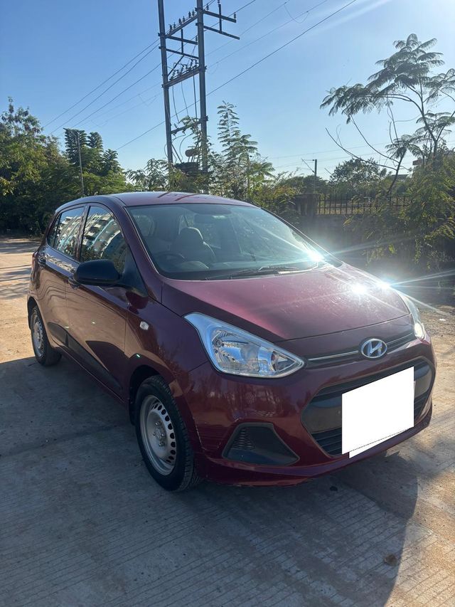 Hyundai Grand i10 Era Second-hand 2014 Hyundai Grand i10 Era for sale in Bhopal
