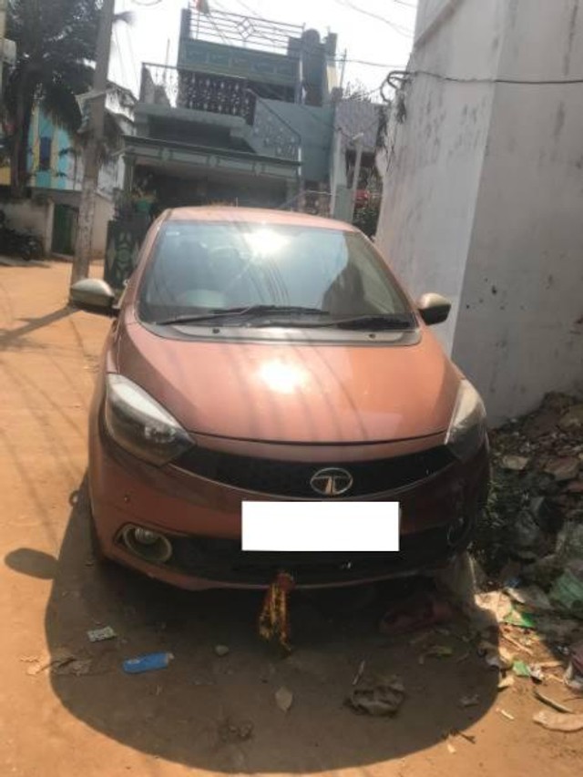 Second-hand 2019 Tata Tigor XZ for sale in Visakhapatnam-2
