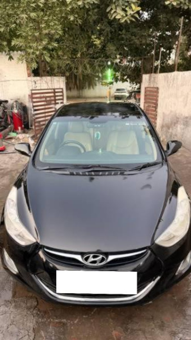 Second-hand 2012 Hyundai Elantra CRDi SX for sale in Bathinda-2