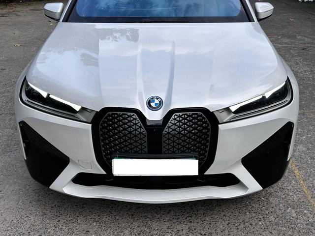 Second-hand 2024 BMW iX xDrive40 for sale in New Delhi-12