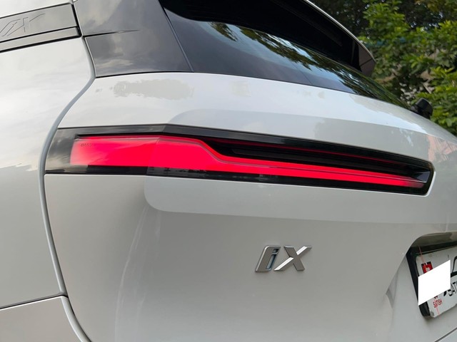 Second-hand 2024 BMW iX xDrive40 for sale in New Delhi-7