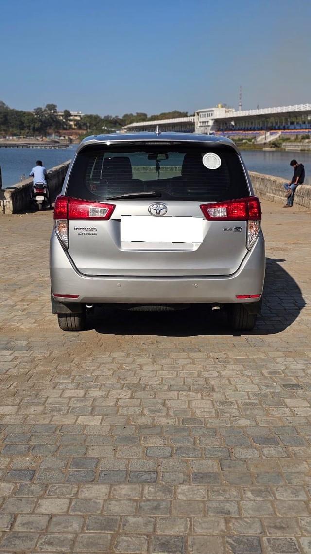 Second-hand 2017 Toyota Innova Crysta 2.4 G MT BSIV for sale in Nagpur-2