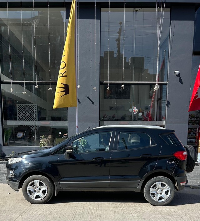 Second-hand 2016 Ford Ecosport 1.0 Ecoboost Platinum Edition BSIV for sale in Indore-4