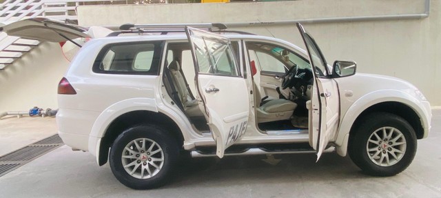 Second-hand 2014 Mitsubishi Pajero Sport 4X4 for sale in Bangalore-13