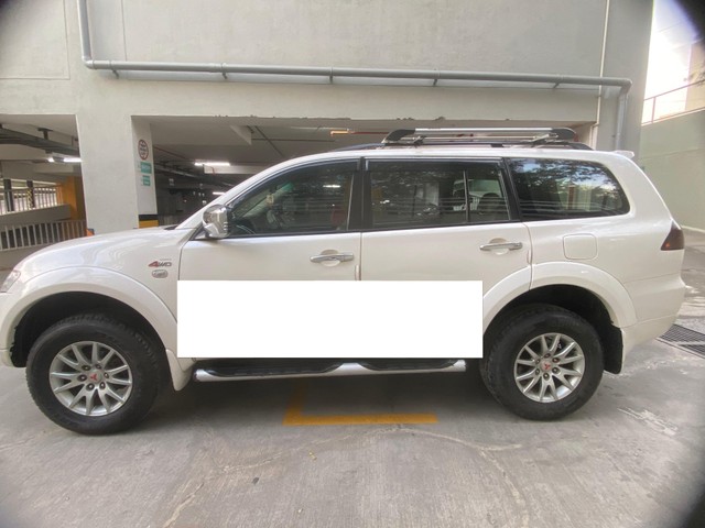 Second-hand 2014 Mitsubishi Pajero Sport 4X4 for sale in Bangalore-4