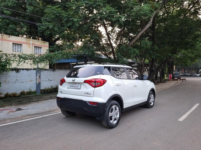 Second-hand 2022 Mahindra XUV300 W6 Sunroof BSVI for sale in Chennai-10