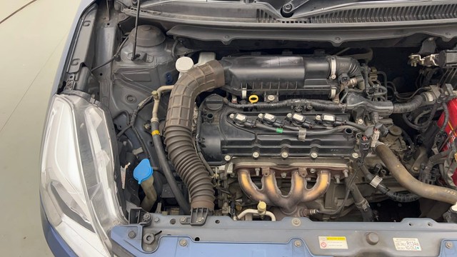 Second-hand 2017 Maruti Baleno Zeta Diesel for sale in Kolkata-32