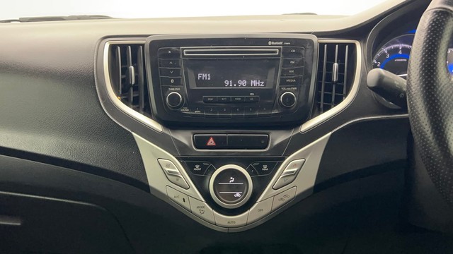 Second-hand 2017 Maruti Baleno Zeta Diesel for sale in Kolkata-37