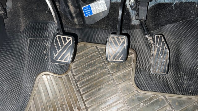 Second-hand 2017 Maruti Baleno Zeta Diesel for sale in Kolkata-14