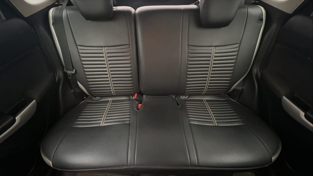 Second-hand 2017 Maruti Baleno Zeta Diesel for sale in Kolkata-29