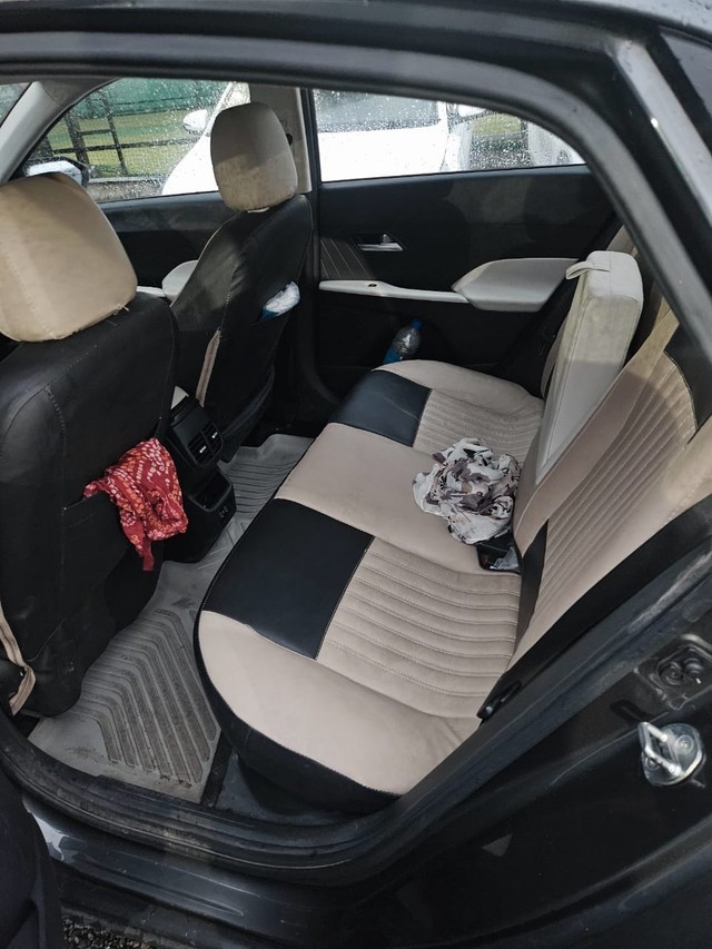 Second-hand 2023 Hyundai Verna SX for sale in Indore-4