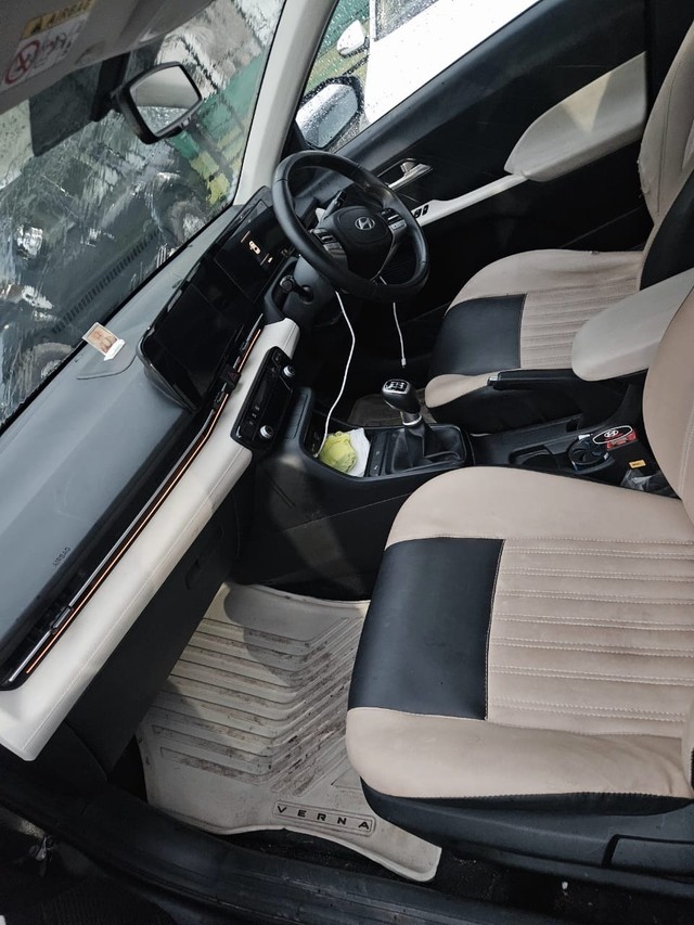 Second-hand 2023 Hyundai Verna SX for sale in Indore-5