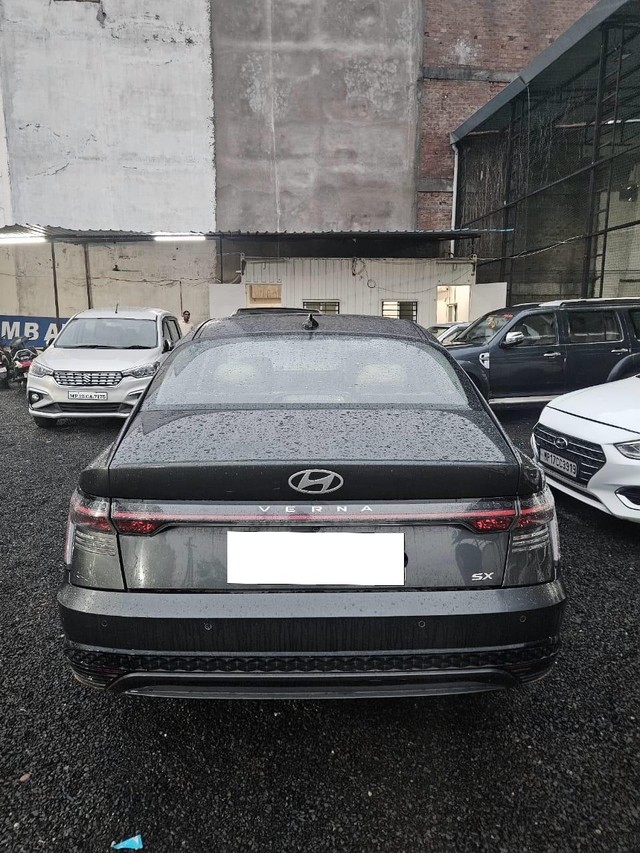 Second-hand 2023 Hyundai Verna SX for sale in Indore-1