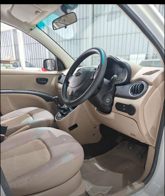 Second-hand 2010 Hyundai i10 Magna for sale in Bangalore-6