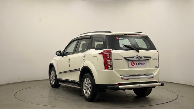 Second-hand 2017 Mahindra XUV500 W9 AT for sale in Chandigarh-5