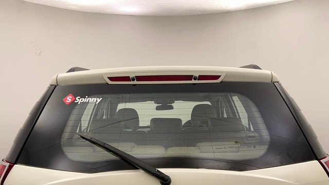 Second-hand 2017 Mahindra XUV500 W9 AT for sale in Chandigarh-28