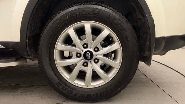 Second-hand 2017 Mahindra XUV500 W9 AT for sale in Chandigarh-19