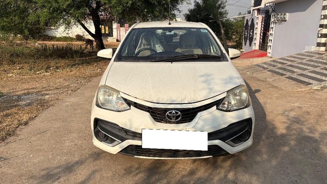 Second-hand 2017 Toyota Etios 1.5 GX for sale in Mahasamund-4