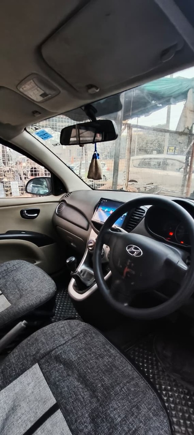 Second-hand 2014 Hyundai i10 Sportz 1.1L for sale in Rampur-2