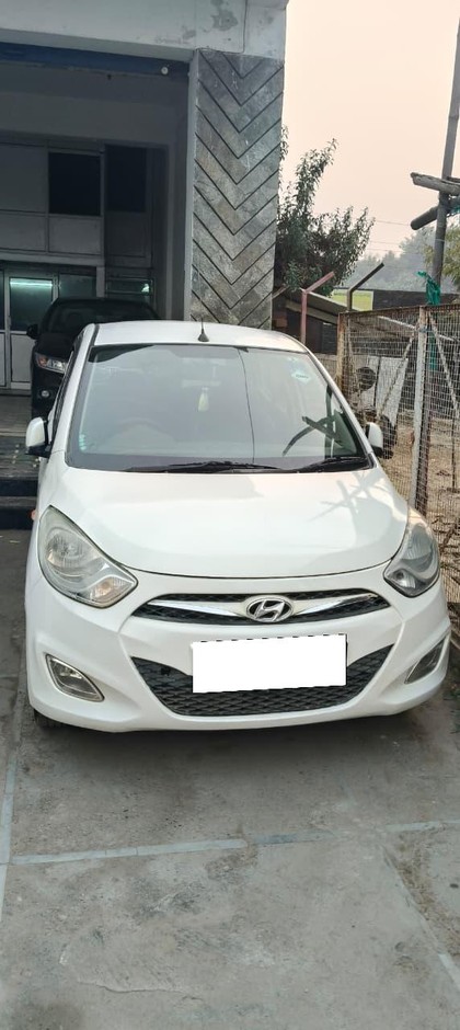 Second-hand 2014 Hyundai i10 Sportz 1.1L for sale in Rampur