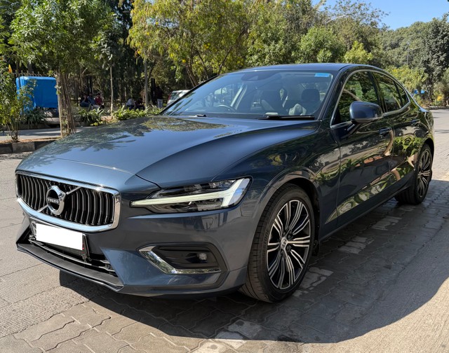 Second-hand 2021 Volvo S60 T4 Inscription for sale in Bangalore-2