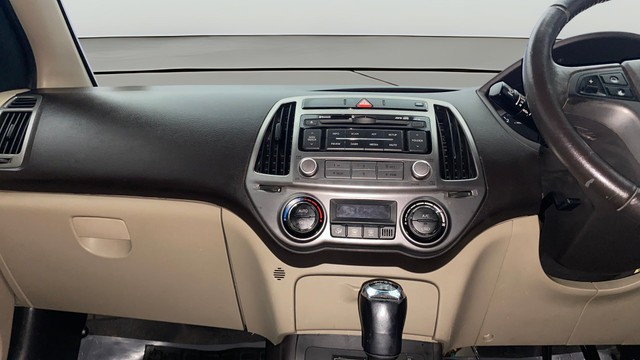 Second-hand 2012 Hyundai i20 Sportz 1.4 CRDi for sale in Kochi-22