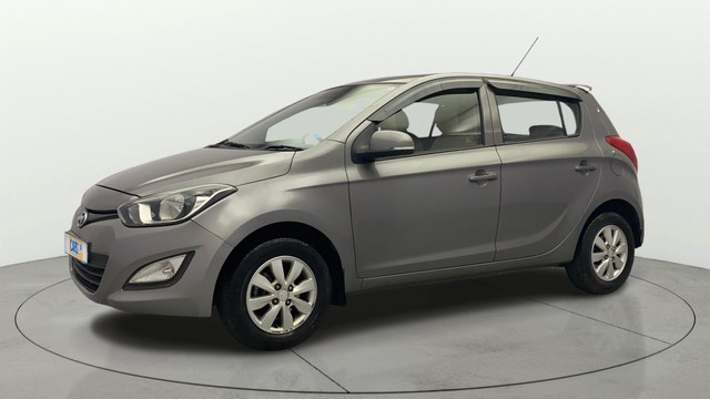 Second-hand 2012 Hyundai i20 Sportz 1.4 CRDi for sale in Kochi-6