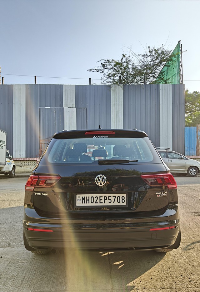 Second-hand 2017 Volkswagen Tiguan 2.0 TDI Comfortline for sale in Mumbai-2