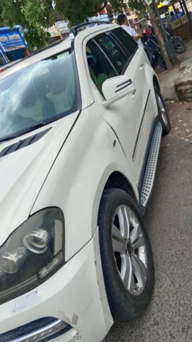 Second-hand 2012 Mercedes-Benz GL-Class 350 CDI Luxury for sale in Amritsar-11